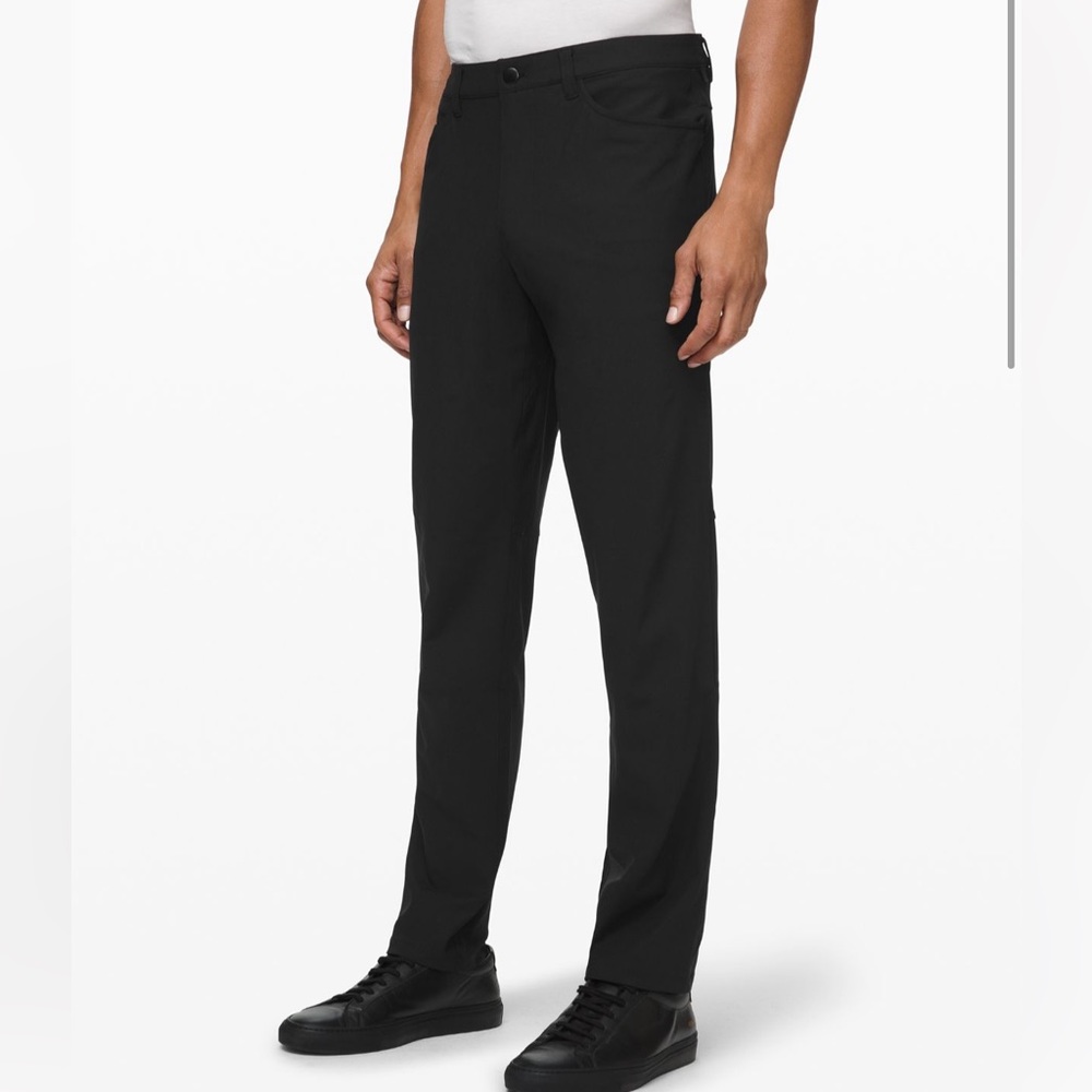 Men’s Lululemon ABC Classic Fit 6 Pocket pant 33” inseam size 38 in black